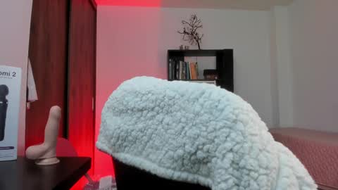 Snapshot of alissia_viera chatting on 16, 9, 2025 iraide online show from 16, 9, 2025