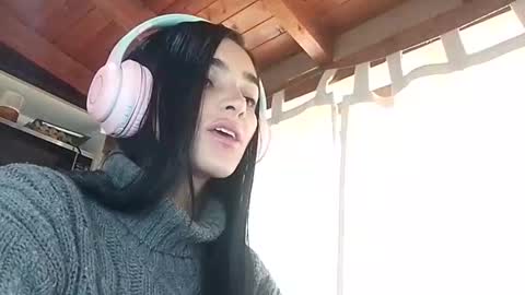 Alisson369  online show from 14, 1, 2025