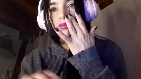 Alisson369  online show from 7, 2, 2025