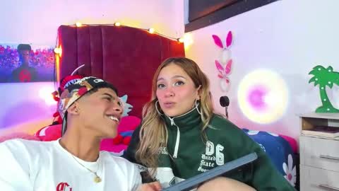 Snapshot of alisson_and_jhonny chatting on 10, 9, 2025 Aliandjho online show from 10, 9, 2025