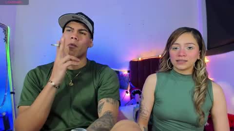 Snapshot of alisson_and_jhonny chatting on 27, 9, 2025 Aliandjho online show from 27, 9, 2025