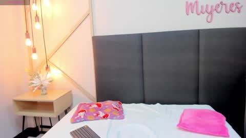 alissonmartin online show from 25, 1, 2025