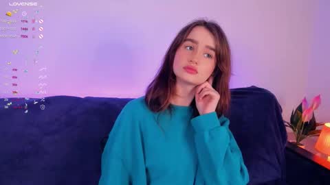 Alivia online show from 5, 10, 2025