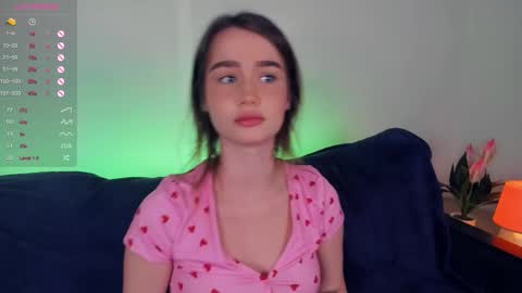 Alivia online show from 12, 10, 2025