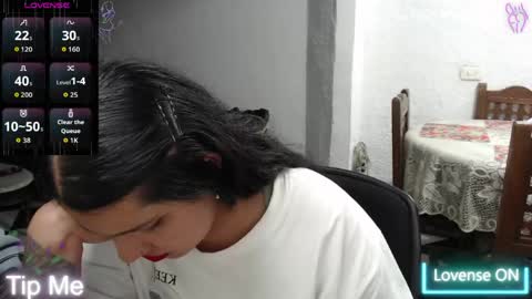 Snapshot of alix_beltran chatting on 26, 4, 2026 Alix online show from 26, 4, 2026