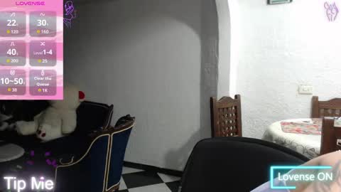 Snapshot of alix_beltran chatting on 25, 5, 2026 Alix online show from 25, 5, 2026