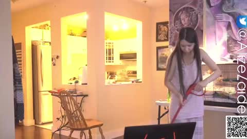 Alize Zaide online show from 23, 2, 2025