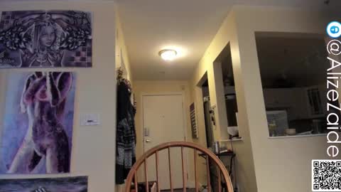 Alize Zaide online show from 9, 10, 2025