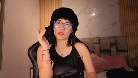 alkivamoon online show from 29, 4, 2026