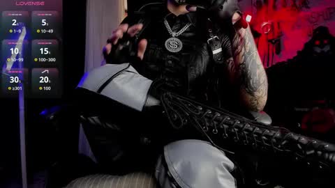 Snapshot of allanhurtss chatting on 2, 12, 2025 online show from 2, 12, 2025