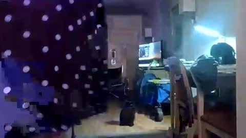 Snapshot of allbuttplaywelcome69 chatting on 18, 10, 2025 Stormy Day online show from 18, 10, 2025