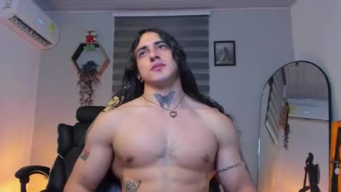 independent model 3 online show from 14, 12, 2025