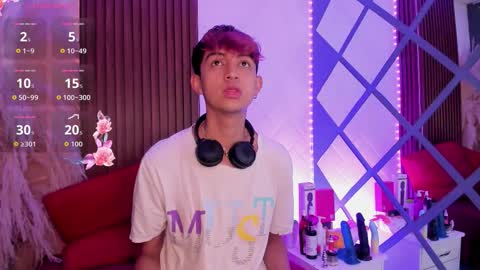 Snapshot of allen_starck chatting on 28, 9, 2025 Allen online show from 28, 9, 2025