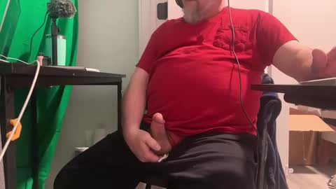 Allergictolove online show from 17, 2, 2025