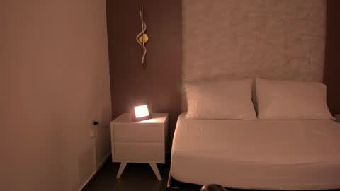 A L L I E online show from 25, 3, 2026