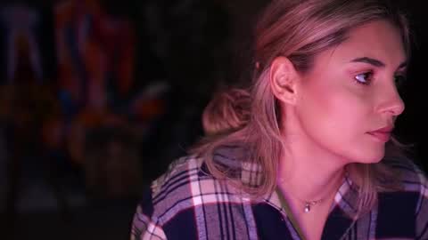 Allie online show from 6, 11, 2025