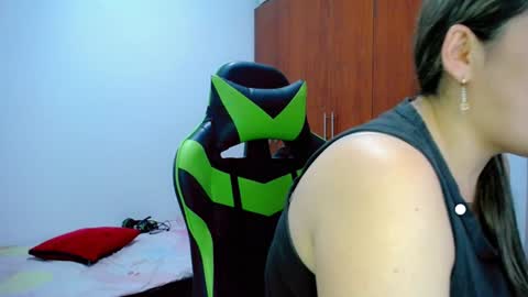 Snapshot of allison_baby_2416 chatting on 8, 1, 2025 Alisson online show from 8, 1, 2025