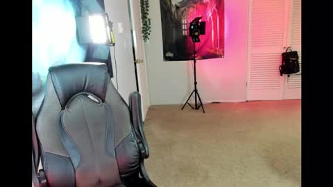 Snapshot of allisonmorganxx chatting on 20, 12, 2024 Allison Morgan online show from 20, 12, 2024