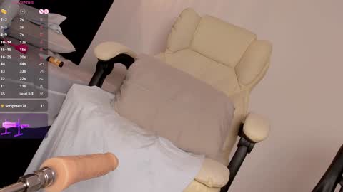 Snapshot of allisonroberts_ chatting on 7, 2, 2025 Alli online show from 7, 2, 2025