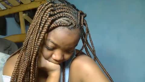 Snapshot of allizida01 chatting on 21, 11, 2025 allizida01 online show from 21, 11, 2025