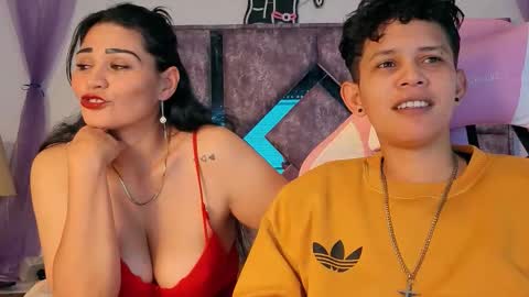 Snapshot of allizon_and_leslie chatting on 2, 3, 2026 LESLIE and ALLIZON online show from 2, 3, 2026