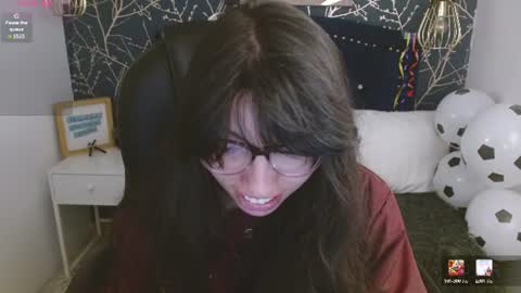 Snapshot of alllyson_ chatting on 16, 6, 2026 alison online show from 16, 6, 2026