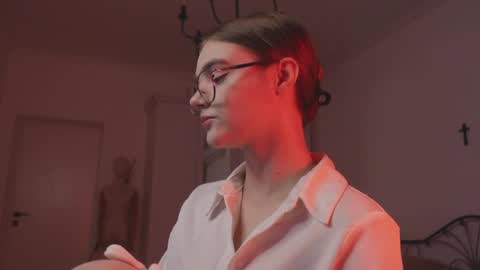 ALOTROPP NOT BABY online show from 22, 5, 2026