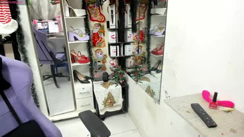 allsson_miller online show from 4, 1, 2025