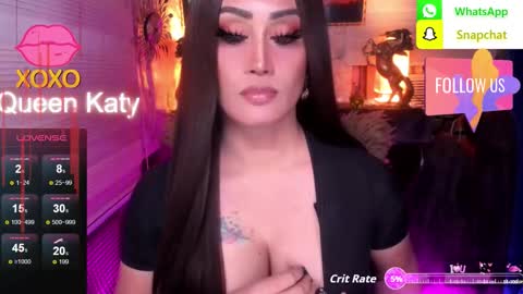 Snapshot of alluring_gemini chatting on 6, 10, 2025 Queen Majesty Katy online show from 6, 10, 2025