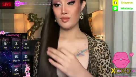 Snapshot of alluring_gemini chatting on 16, 1, 2026 Queen Majesty Katy online show from 16, 1, 2026