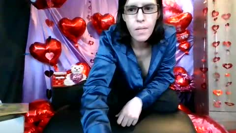 Snapshot of alluringali25 chatting on 6, 2, 2026 AlluringAli25 online show from 6, 2, 2026