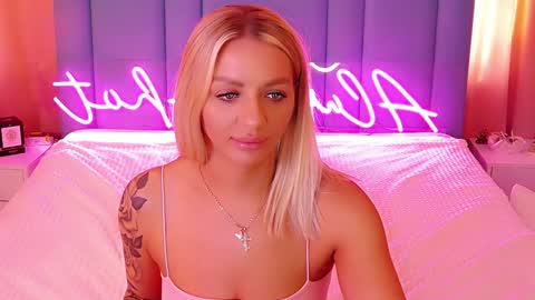 AlwaysHot online show from 25, 12, 2024