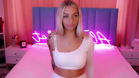 AlwaysHot online show from 29, 12, 2024