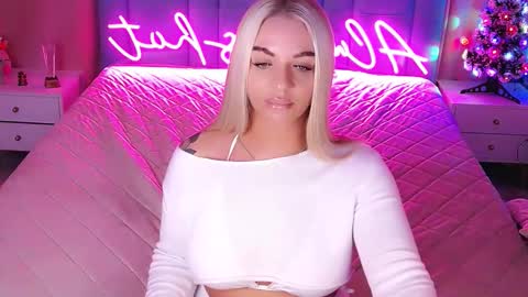 AlwaysHot online show from 9, 1, 2026