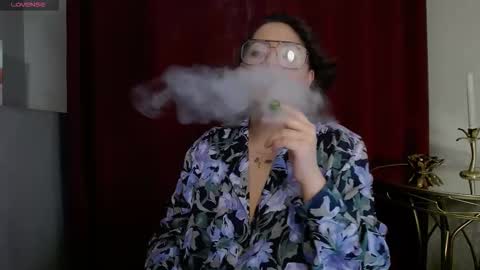         online show from 6, 11, 2025