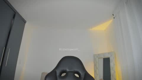 Snapshot of allysnow chatting on 9, 2, 2026 Kelly online show from 9, 2, 2026