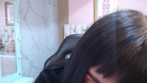 Snapshot of allyssa_bellini_s chatting on 15, 11, 2025 Allysa online show from 15, 11, 2025