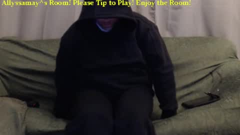 Allyssamay online show from 15, 1, 2025