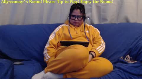 Allyssamay online show from 24, 1, 2025