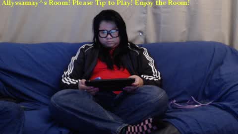 Allyssamay online show from 14, 2, 2025