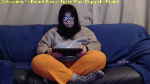 Allyssamay online show from 22, 2, 2025