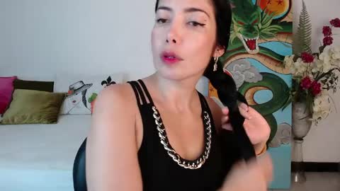 Snapshot of alma_art_ chatting on 8, 5, 2026 alma_art_ online show from 8, 5, 2026