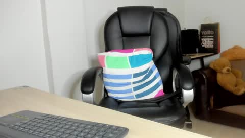 ALMA FENIX  online show from 14, 4, 2026