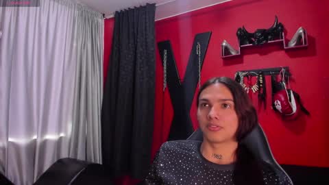 Snapshot of almazz_ chatting on 7, 4, 2026 Santy online show from 7, 4, 2026