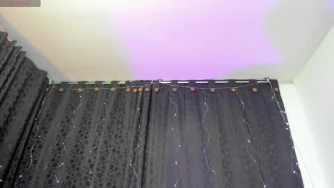 Snapshot of almazz_ chatting on 2, 5, 2026 Santy online show from 2, 5, 2026