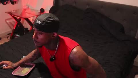 Snapshot of almightycnote chatting on 17, 12, 2025 Almightycnote online show from 17, 12, 2025