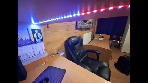 almirsex online show from 2, 11, 2025