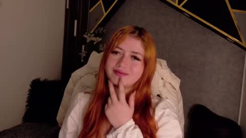 Snapshot of almma_ chatting on 19, 2, 2025 ALMMA online show from 19, 2, 2025