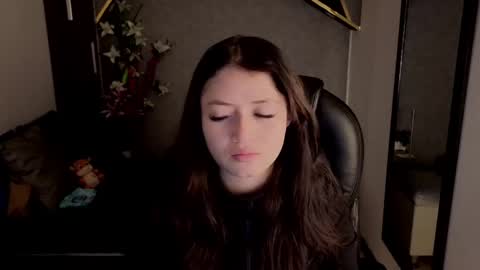 Snapshot of almma_ chatting on 15, 9, 2025 ALMMA online show from 15, 9, 2025