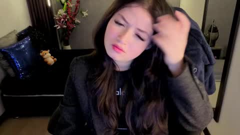 Snapshot of almma_ chatting on 22, 9, 2025 ALMMA online show from 22, 9, 2025